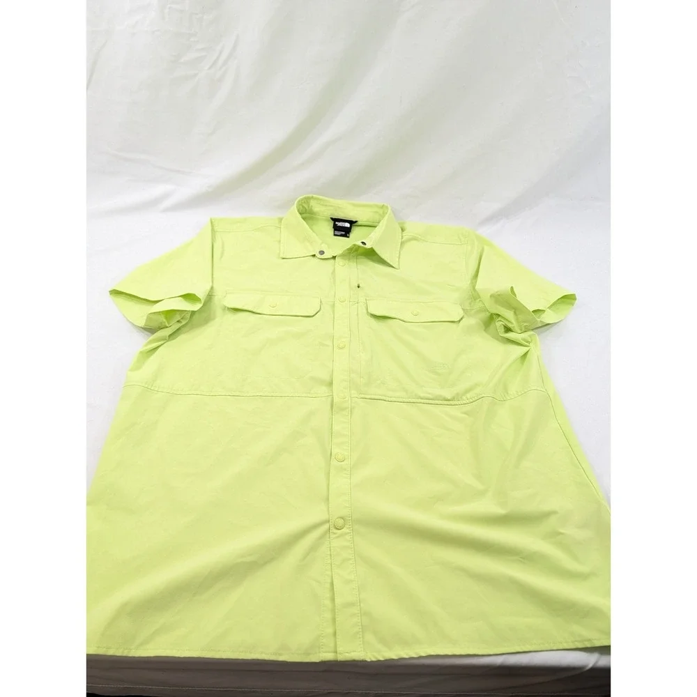 The North Face Men's XL Sniktau Short Sleeve Shirt High‎ Vis Neon Green Vented